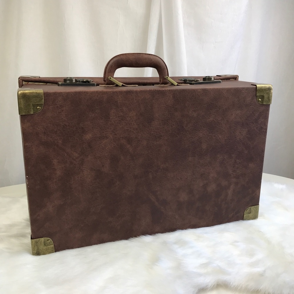 NWT Newt Scamander Fantastic Beasts Full Size Case Harry Potter World Cosplay - Picture 3 of 16